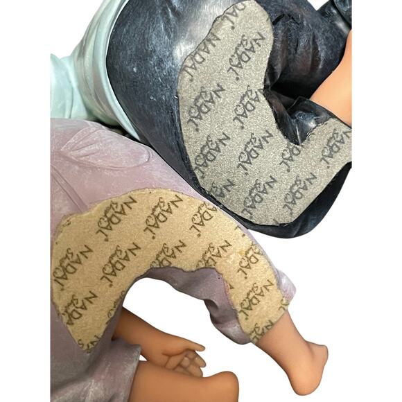 Nadal Studio Figurine - Boy & Girl - Tiny Chip on Girl's Toe - Picture 3 of 8